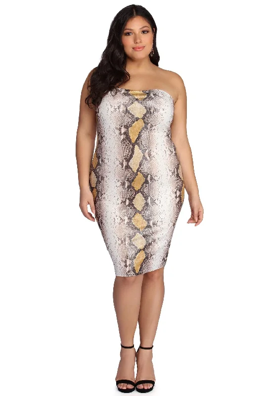 Style Without Limits Sassy In Snake Tube Midi Dress