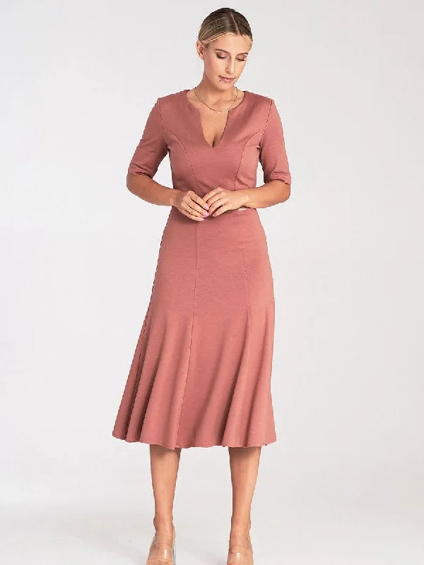 Women's Cozy Outfit For Lounging Daydress model 201471 Figl