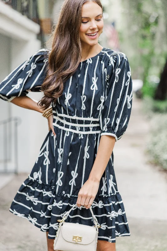 Season Offer On The Right Track Black Bow Print Dress