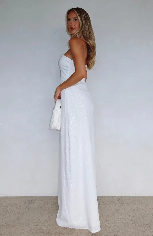 Forward Trendsetter Love In The Air Strapless Maxi Dress White