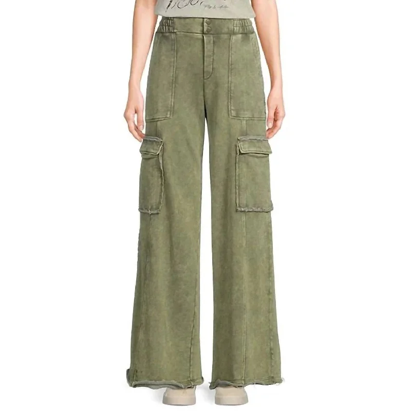 Daily Essentials Dolly Knit Cargo Pants In Olive