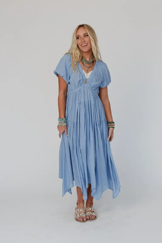 Bid Farewell To The Old Season Tulip Twist Maxi Dress - Blue