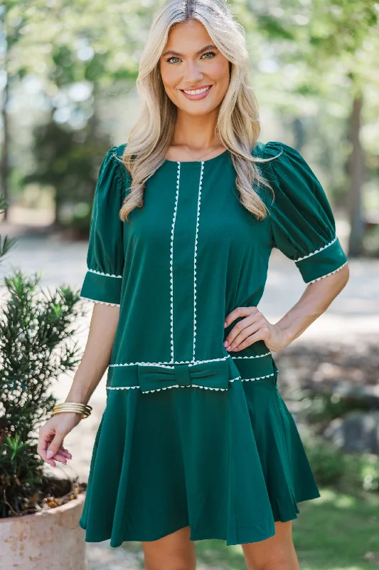 The Epitome Of Modern Women's Fashion Just For Tonight Hunter Green Scalloped Dress