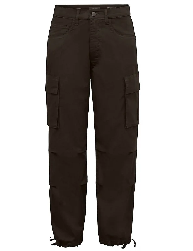 Evening Elegance Women's Gwen Jogger Cargo Twill Pant In Black