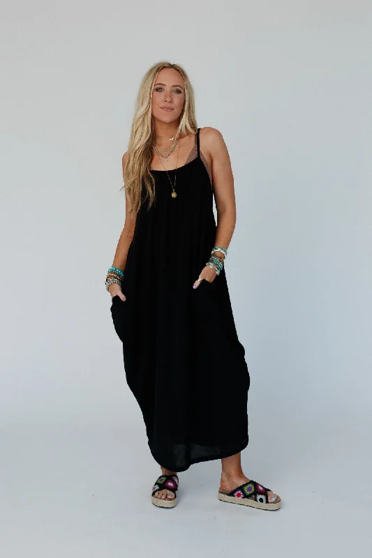 Daily Essentials The Nest Simple Serene Maxi Dress - Black