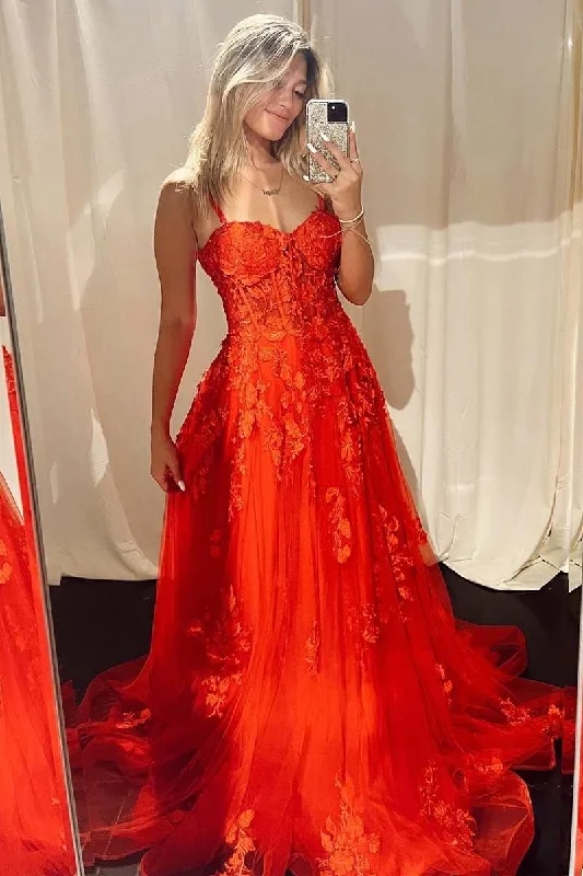 Relaxed Fashion Red Appliques Sweetheart A-Line Prom Gown