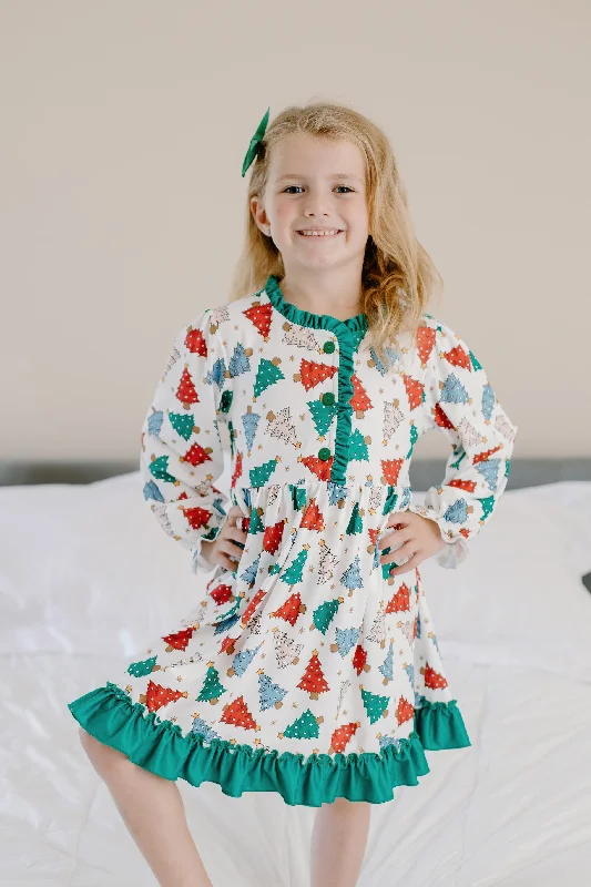 Feminine Grace CHRISTMAS TREE NIGHTGOWN