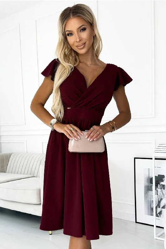 Women's Plus-Size Attire Numoco 425-4 MATILDE Dress with a neckline and short sleeves - Burgundy color Women's Plus-Size Attire Numoco 425-4 MATILDE Dress with a neckline and short sleeves - Burgundy color