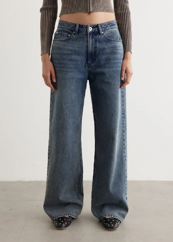 Women's Fashion Hotspots Crash Baggy Jeans