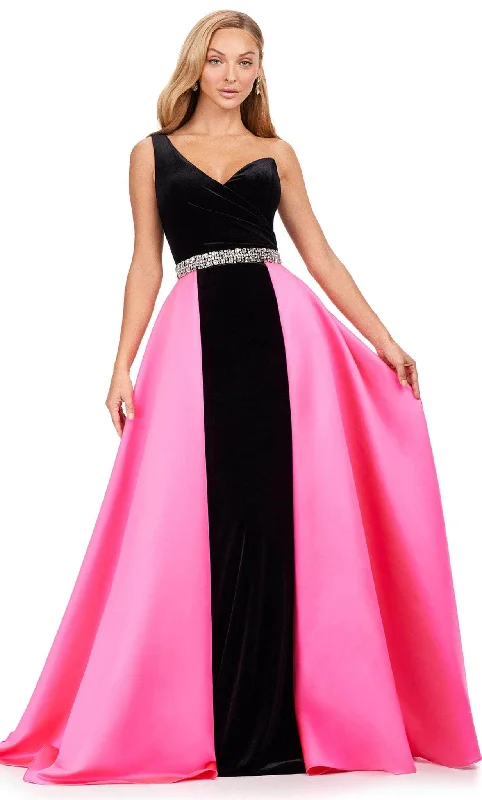 Luxury Comfort Ashley Lauren 11265 - Velvet-Satin Gown