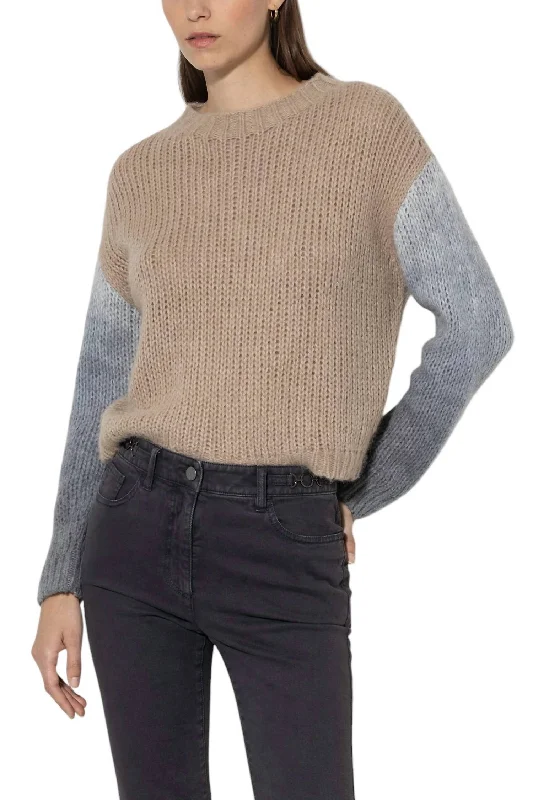 Unbeatable Deals Sweater With Spray Effect In Soft Camel