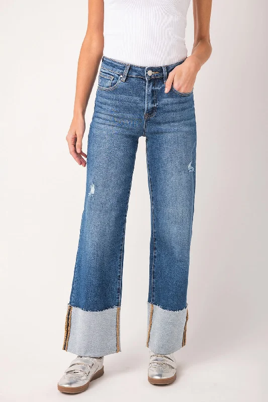 Trendy Aesthetics Risen Scout Large Cuffed Jeans