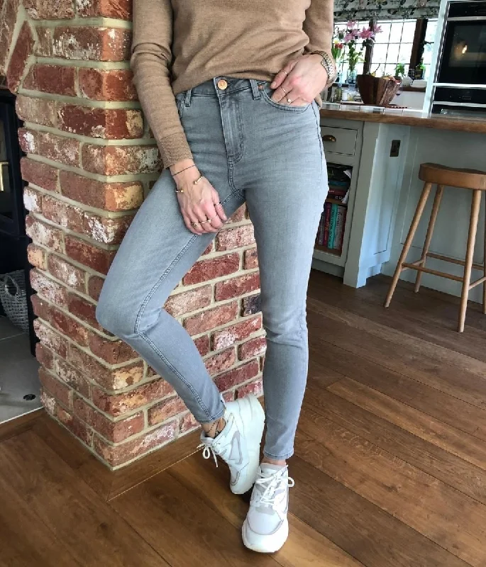 Elevate Your Wardrobe Grey Ivy Skinny Jeans