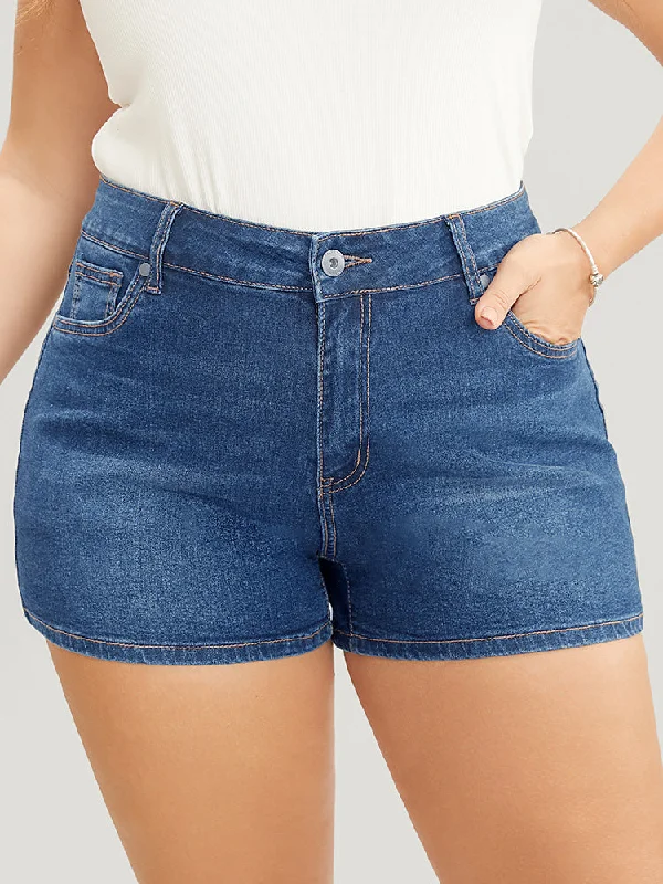 Women's Elegant Garments Fast Fashion Favorites Skinny Very Stretchy High Rise Dark Wash Contrast Denim Shorts Women's Elegant Garments Fast Fashion Favorites Skinny Very Stretchy High Rise Dark Wash Contrast Denim Shorts