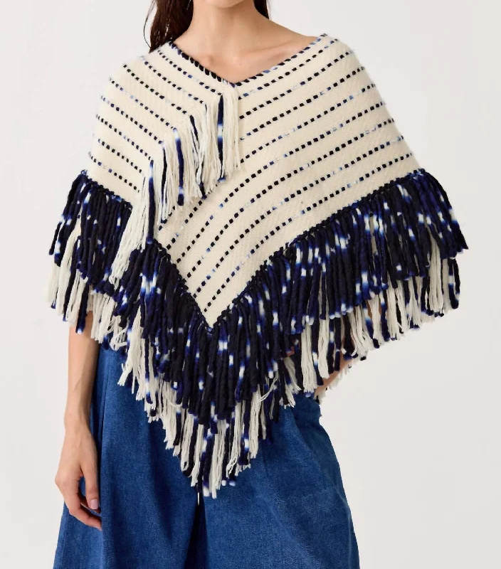 Women's Clothing Exclusive Discounts Merino Wool Poncho In Navy