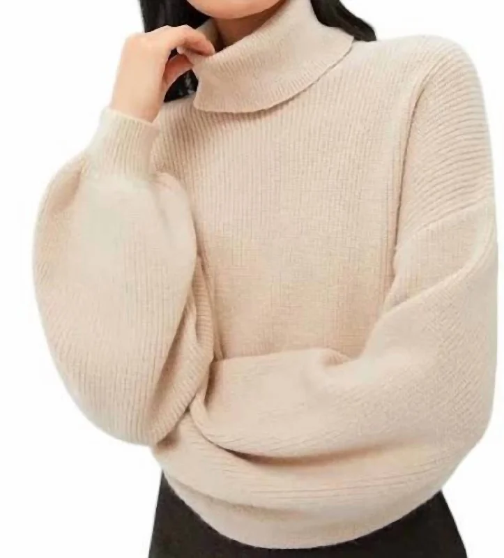 Trendy Street Style Cherie Sweater In Natural Shimmer