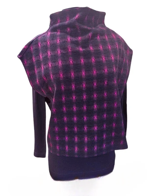 Affordable Women's Clothing Unbeatable Prices Mendoza Sweater Top In Black/pink
