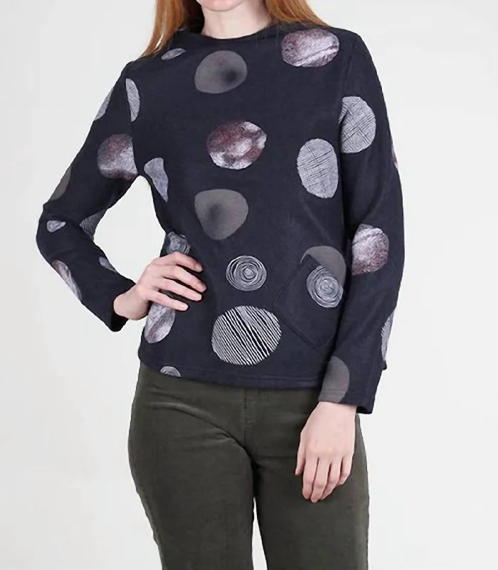 Stylish Outerwear Clothes For Women Athleisure Wear Promotion Embossed Stand Up Neck Sweater In Navy Stylish Outerwear Clothes For Women Athleisure Wear Promotion Embossed Stand Up Neck Sweater In Navy