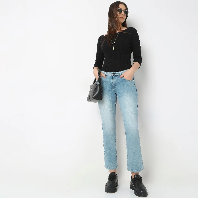 Chic Style, Always In Vogue Slim Fit Low Rise Jeans