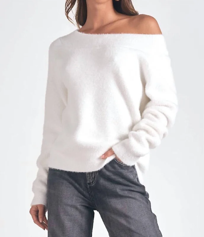 Stylish Women's Attire Fashion Forward Style Angela Off The Shoulder Sweater Top In White Stylish Women's Attire Fashion Forward Style Angela Off The Shoulder Sweater Top In White
